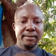 Photo-de-Achille-Sari