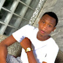 Photo-de-Eric-Alodzi